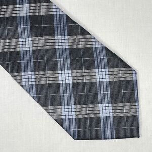CHAPS Ralph Lauren Plaid Silk Tie Blue and Gray 57” x 3.5”
